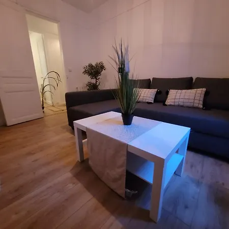 Charmant appartement près de Montmartre 2-3